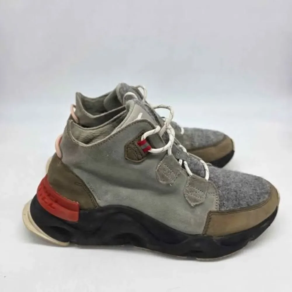 SOREL Kinetic RNEGD Caribou Waterproof Boots NL4398-395 Womens 9 Suede Hiking